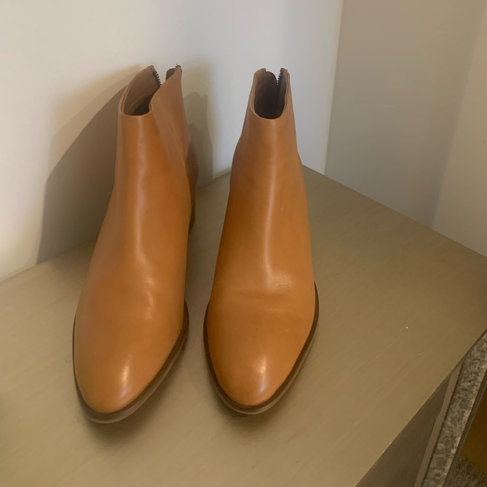 Seychelles Floodplain Tan Leather Booties